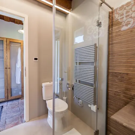 Kali Art Hotel Koveskal